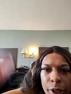 MZFANTZYHONEY online show from April 16, 3:24 pm