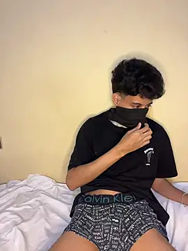 Snapshot of arabic_boy_hot chatting on July 16, 12:16 am arabic boy hot online show from July 16, 12:16 am