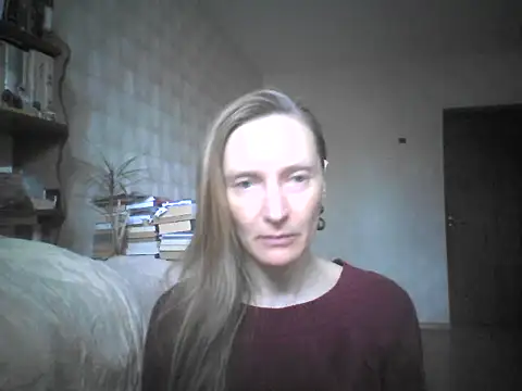 LunaBelle8 online show from May 10, 2:44 pm