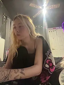 Spoilmedaddy732 online show from May 15, 7:54 pm