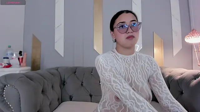 Sweet lia08 online show from May 8, 9:20 pm
