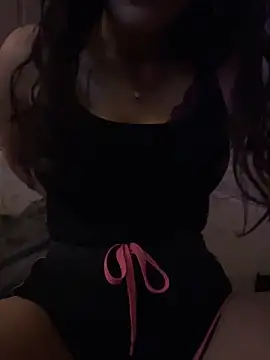 LaylaLush69 online show from May 18, 6:47 pm