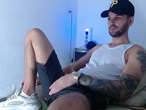 geremi12345 online show from June 11, 10:19 pm