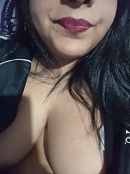 Snapshot of Thamimaodefada chatting on July 1, 11:26 pm Thamimaodefada online show from July 1, 11:26 pm