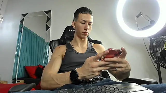 OliverThompsonJS online show from May 18, 1:06 pm