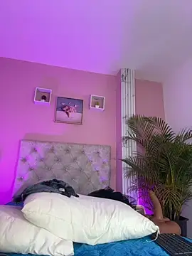 caro lovings online show from June 26, 5:34 am