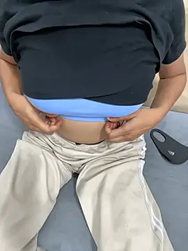 missnaina1 online show from May 1, 5:39 pm