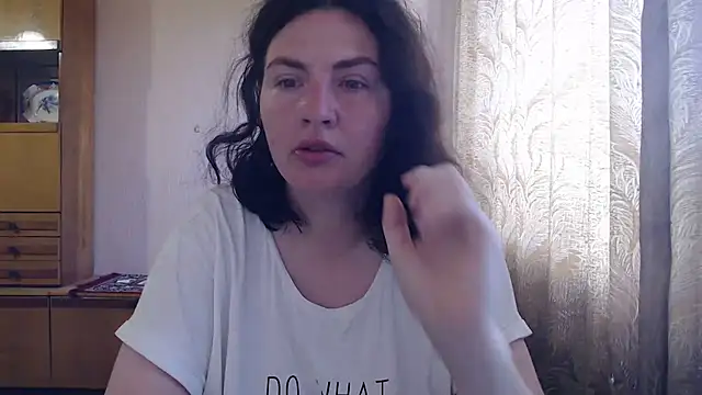 AlinaxJames online show from July 9, 8:07 am