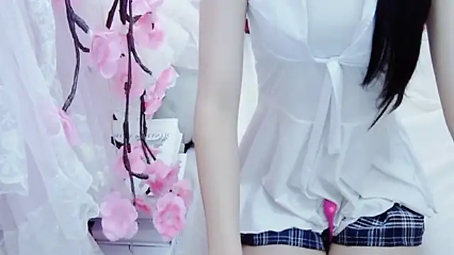 SexyBona online show from June 25, 7:35 am