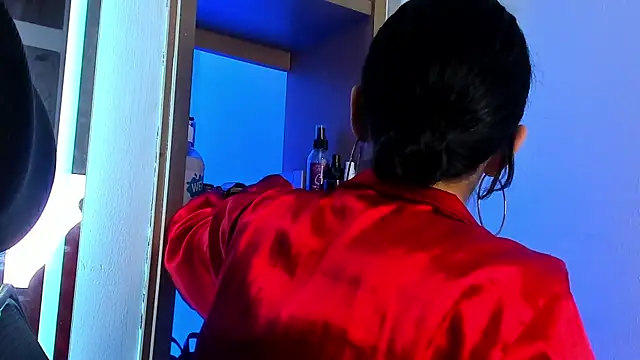 Snapshot of isabella_hv chatting on June 26, 6:45 pm isabella hv online show from June 26, 6:45 pm