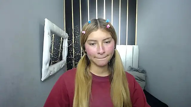 nancy blonde online show from April 28, 12:43 pm