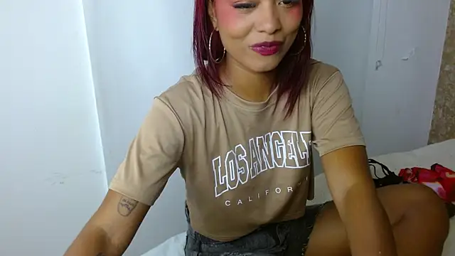 Chloe Brown2 online show from May 14, 6:26 pm