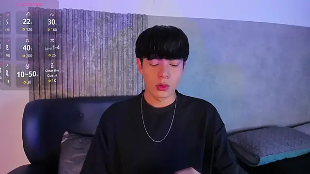 Isaac 01  online show from April 18, 12:42 pm