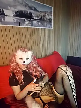 lilianroses online show from May 8, 6:35 pm