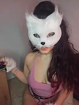 lilianroses online show from May 16, 7:34 pm