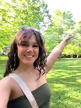 BaileyMFox online show from May 18, 10:04 pm