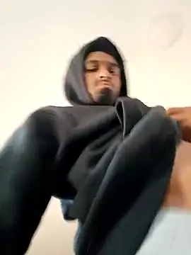 Maniac42024 online show from April 18, 3:05 pm