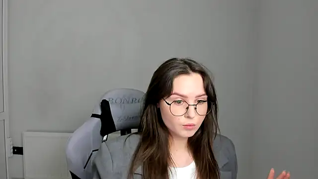 Regina cute  online show from May 26, 7:04 am