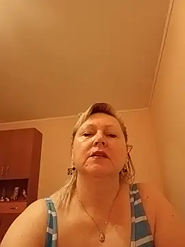 I amVeronicle online show from June 21, 2:41 pm