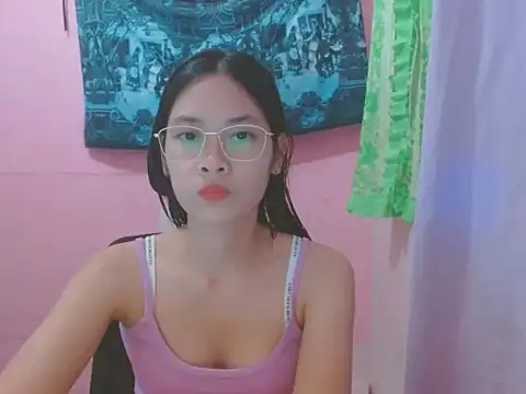 Snapshot of Sweetsexylady19 chatting on July 12, 5:53 am Sweetsexylady19 online show from July 12, 5:53 am