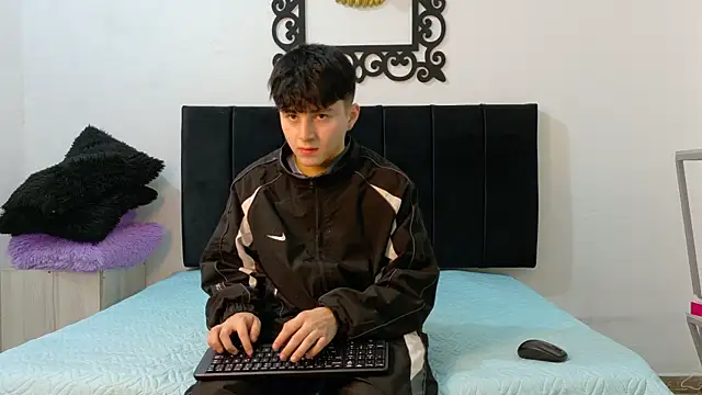 LunayDream online show from June 20, 11:35 am