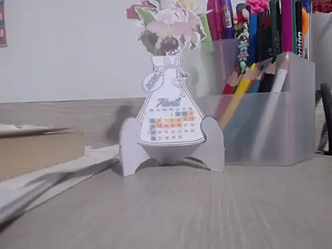 VickyBonnety online show from April 18, 11:27 pm