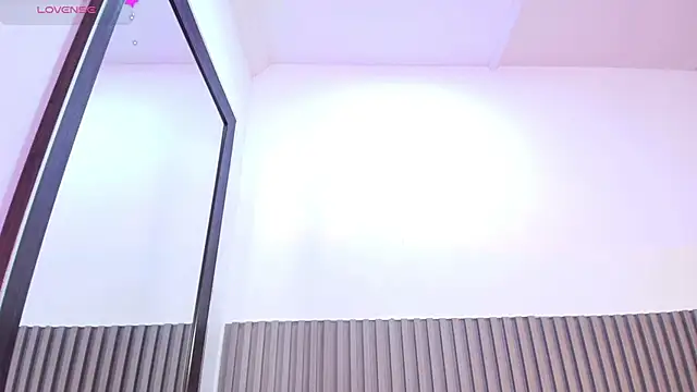 KENNIA SWEETIE online show from April 25, 11:02 am