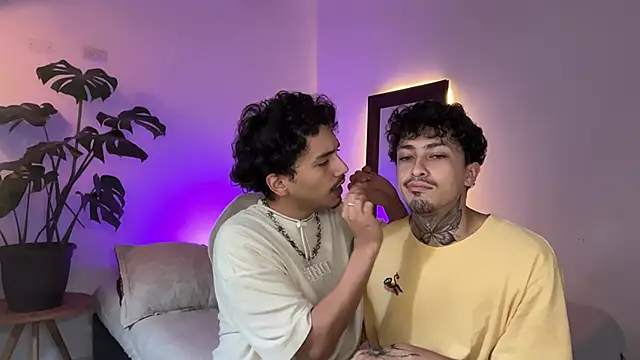 Noah and Steven online show from May 30, 2:14 pm