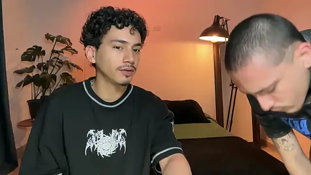 Noah and Steven online show from July 7, 9:30 pm