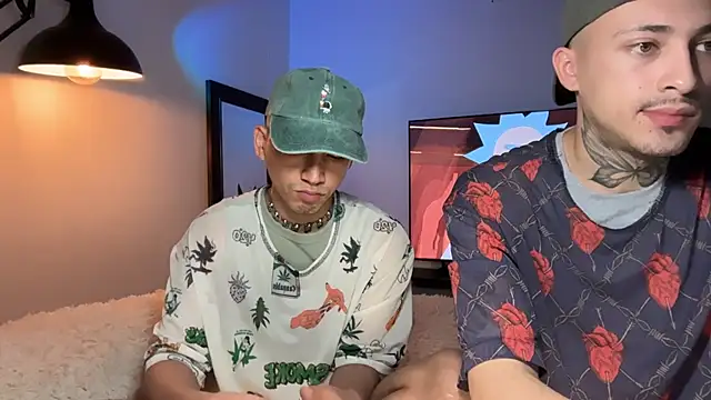Noah and Steven online show from July 23, 5:11 pm