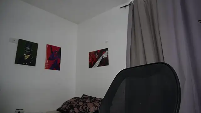 jessiepink23 online show from June 23, 8:18 pm