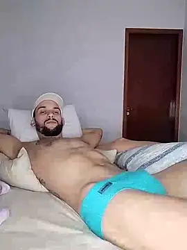 GabrielePedro online show from April 30, 11:20 pm