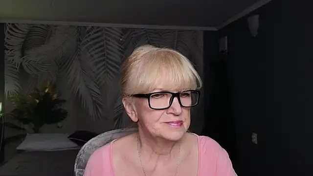 Dr Mireille online show from June 3, 7:22 am