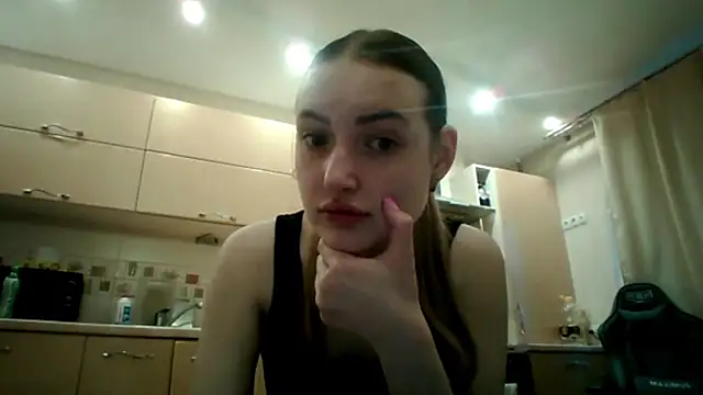 Snapshot of Lisanta chatting on May 13, 4:48 pm Lisanta online show from May 13, 4:48 pm