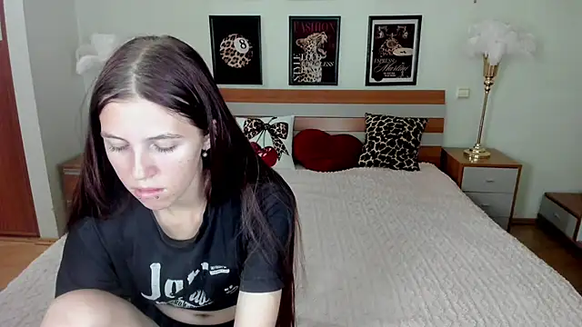 Snapshot of MaryRapunzel chatting on June 25, 8:13 pm MaryRapunzel online show from June 25, 8:13 pm