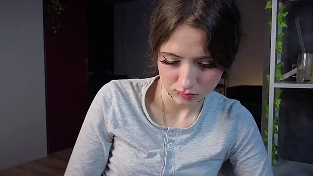 lovergirl4me online show from June 27, 5:40 pm