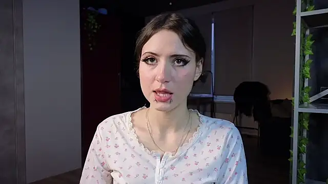 lovergirl4me online show from June 28, 5:08 pm