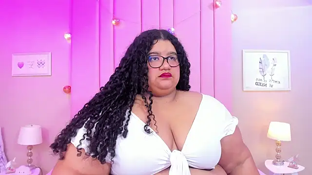 Miley collinss online show from April 26, 2:15 pm