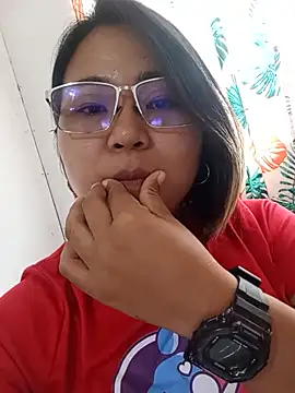 Snapshot of osang08 chatting on May 31, 6:42 am osang08 online show from May 31, 6:42 am