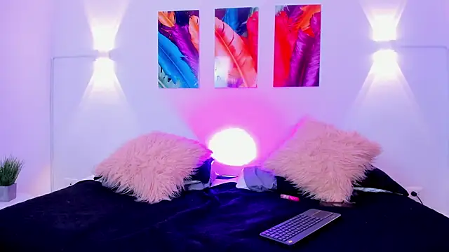 Snapshot of Georginap_ chatting on May 5, 12:29 am Georginap online show from May 5, 12:29 am