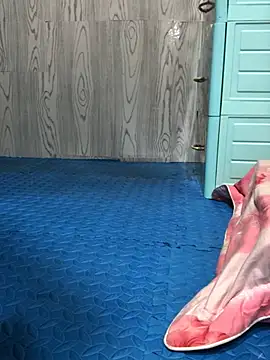 Ly-sexyy online show from May 11, 10:32 am