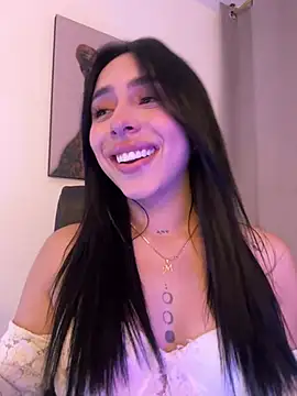 IsabellaNoir  online show from May 30, 11:35 pm