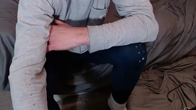 studlyhardwoodd online show from April 21, 10:10 am