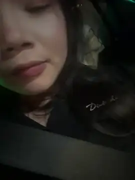 Snapshot of lilina520 chatting on May 29, 7:23 pm lilina520 online show from May 29, 7:23 pm
