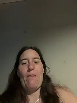 Snapshot of Mini83 chatting on July 9, 7:51 pm Mini83 online show from July 9, 7:51 pm
