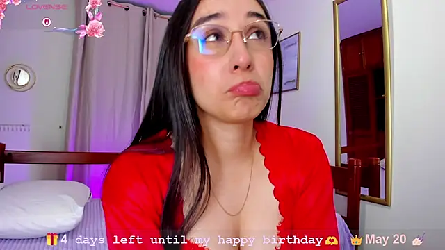 Elisabetta Amour online show from May 16, 10:36 am