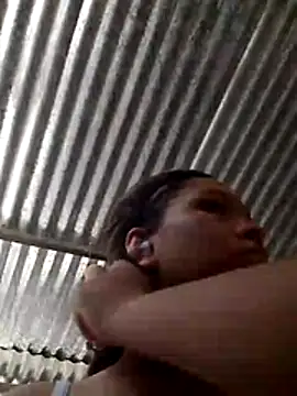 Snapshot of Pervertida15 chatting on August 7, 7:27 pm Pervertida15 online show from August 7, 7:27 pm