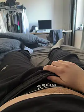 alwayshorny21 online show from April 22, 10:28 am