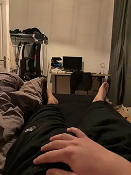 alwayshorny21 online show from April 26, 7:55 pm