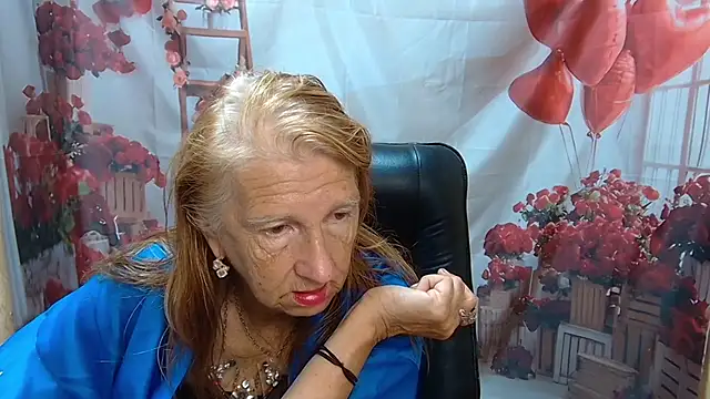 AliceWriter online show from July 4, 11:05 am